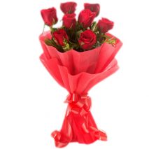 8 Red Roses in Bouquet