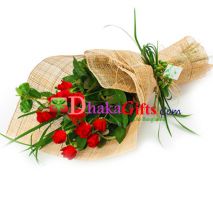 send romantic12 red roses bouquet to dhaka