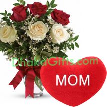 send mothers day pillow with 6 roses in vase to dhaka