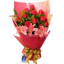 12 Red Roses with Lily Bouquet