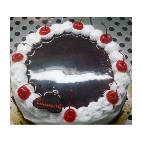Send 2.2 Pounds Black Forest Round Cake by Yummy Yummy to Dhaka in Bangladesh
